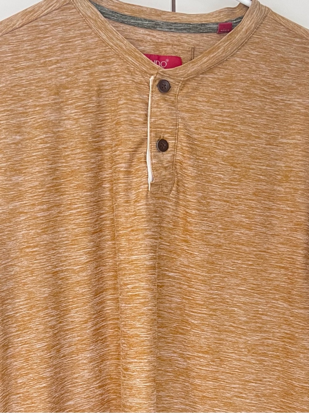 Bruno Men’s Heathered Mustard Henley Short Sleeve Shirt